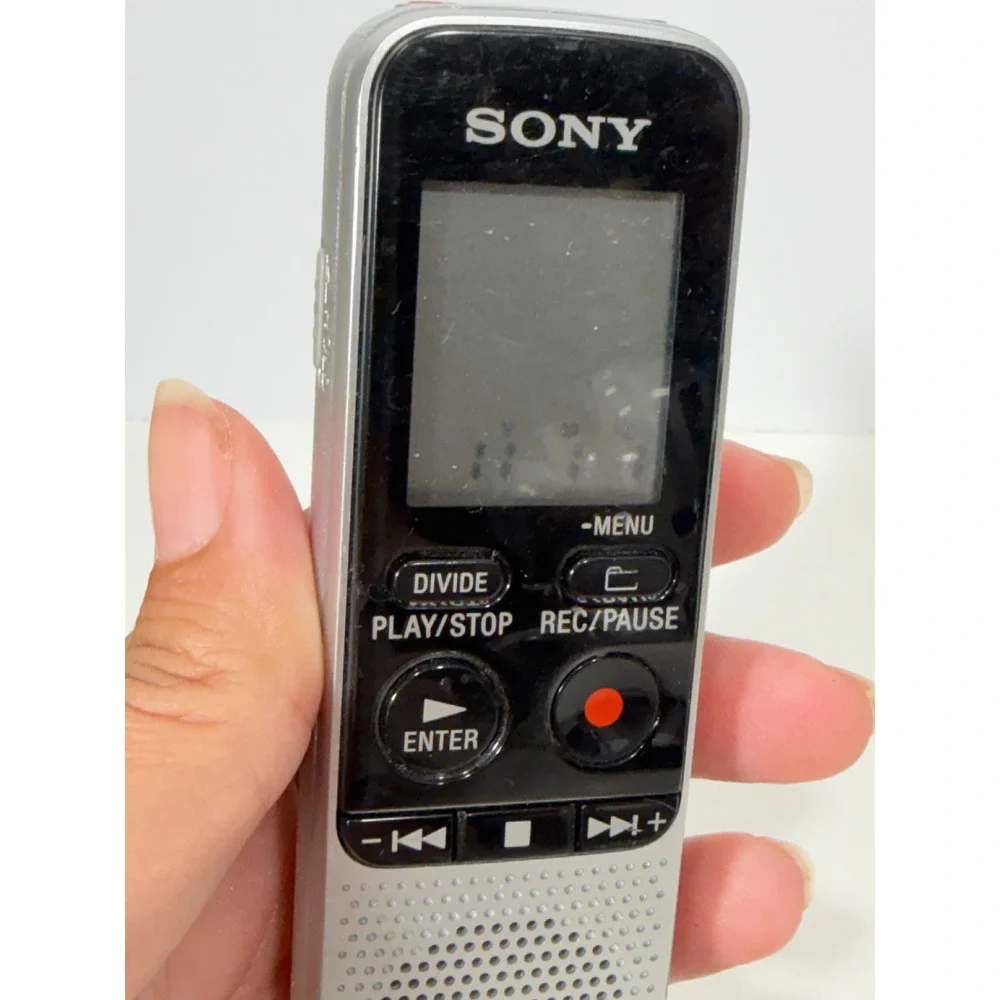 Sony ICD-BX112 Digital Voice Recorder IC Recorder Silver Handheld MP3 Dictaphone
